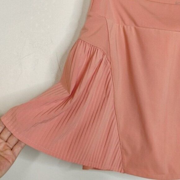 Nike Skirt Peach Pleated Sides Attached Shorts size Medium - Picture 10 of 16